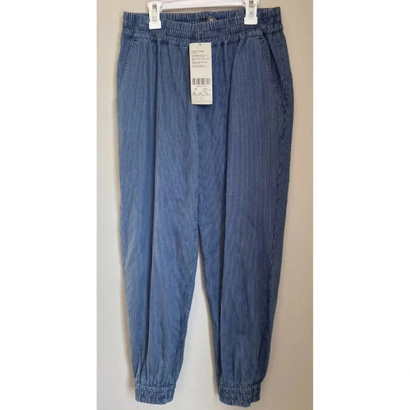 NWT Sweaty Betty Pants Twilight 7/8 Trouser Blue Chambray Stripe Small S… - Picture 1 of 4